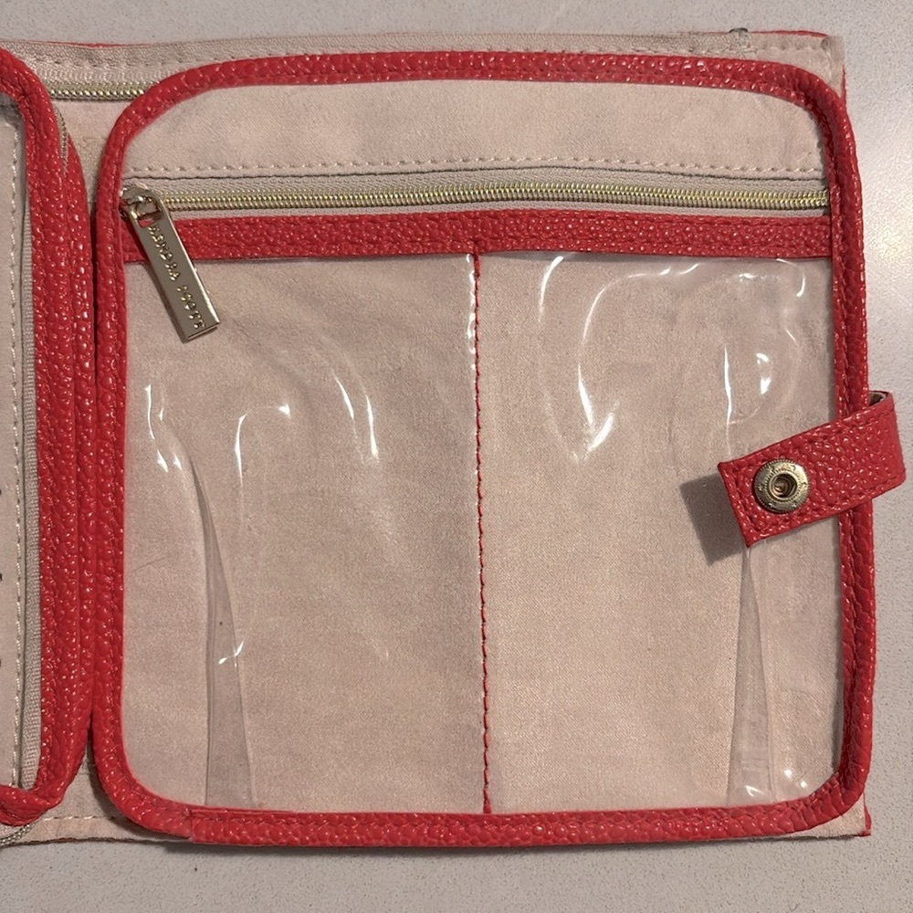[Kendra Scott] Getaway Collection Red Leather Sectional Travel Jewelry Organizer - Picture 9 of 12